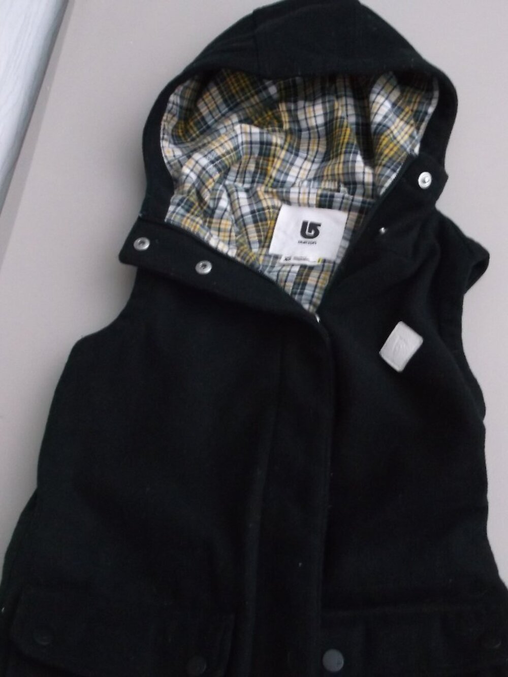 Burton Dryride Flannel‑Lined Hooded Vest XS – Zip & Snap Closure